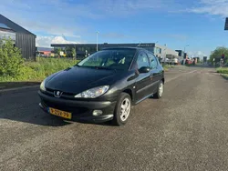 Zwart Gebruikt 2006 Peugeot 206 Hatchback | € 1.500 (Iets duurder)
