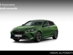 Groen Nieuw 2025 BMW 120 M Sport Hatchback | € 60.629 (Duur)