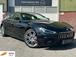Zwart Gebruikt 2017 Maserati Ghibli GranLusso Coupé | € 26.999 (Goede deal)