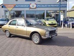 Geel Gebruikt 1977 Peugeot 504 Sedan | € 16.750