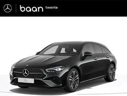 Zwart Nieuw 2025 Mercedes CLA250e Shooting Brake Business Stationwagen | € 53.502 (Eerlijke prijs)