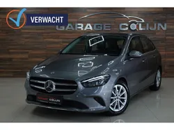 Hatchback Gebruikt 2022 Mercedes B200 MPV | € 25.950 (Eerlijke prijs)
