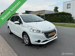 Wit Gebruikt 2014 Peugeot 208 Hatchback | € 4.950 (Goede deal)