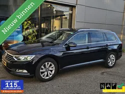Zwart, metallic lak Gebruikt 2015 VW Passat Comfortline Stationwagen | € 6.995 (Duur)