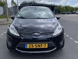 Zwart Gebruikt 2011 Ford Fiesta Titanium Hatchback | € 3.000 (Eerlijke prijs)