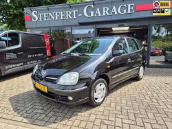 Zwart Gebruikt 2004 Nissan Almera Tino Acenta MPV | € 1.950 (Eerlijke prijs)