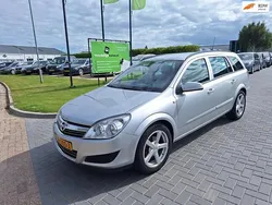 Grijs Gebruikt 2007 Opel Astra Essentia Stationwagen | € 1.999 (Eerlijke prijs)
