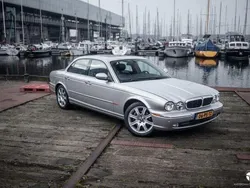 Grijs Gebruikt 2004 Jaguar XJ Executive Sedan | € 9.950