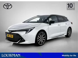 Wit Gebruikt 2024 Toyota Corolla Business Edition Stationwagen | € 39.945