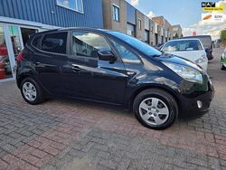 Zwart Gebruikt 2011 Kia Venga Hatchback | € 6.688 (Eerlijke prijs)