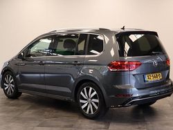 Grijs Gebruikt 2019 VW Touran Highline MPV | € 19.950 (Super prijs)