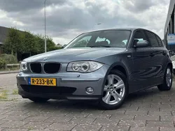 Blauw, metallic lak Gebruikt 2006 BMW 118 Sport Line Hatchback | € 3.800 (Goede deal)