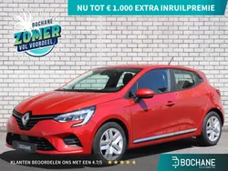 Rood Gebruikt 2020 Renault Clio V Zen Hatchback | € 13.695 (Eerlijke prijs)