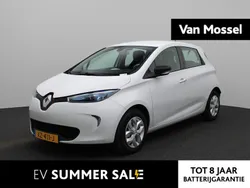 Blanc glacier 369 Gebruikt 2019 Renault Zoe Life Hatchback | € 10.940 (Eerlijke prijs)
