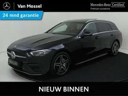 Zwart Gebruikt 2023 Mercedes C300e AMG line Stationwagen | € 45.945 (Eerlijke prijs)