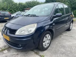Blauw Gebruikt 2008 Renault Scénic II Business MPV | € 999 (Eerlijke prijs)