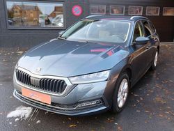 Grijs Gebruikt 2021 Skoda Octavia Clever Stationwagen | € 19.950 (Eerlijke prijs)