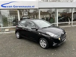 Zwart Gebruikt 2022 Hyundai i10 Hatchback | € 12.955 (Eerlijke prijs)