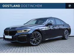 Zwart Gebruikt 2020 BMW 745e Executive Sedan | € 53.950 (Eerlijke prijs)