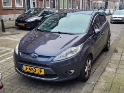 Zwart Gebruikt 2009 Ford Fiesta Ghia Hatchback | € 2.750 (Goede deal)