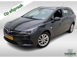 Zwart Gebruikt 2020 Opel Astra Edition Stationwagen | € 12.400 (Eerlijke prijs)