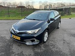 Gebruikt 2017 Toyota Auris Stationwagen | € 9.850 (Goede deal)