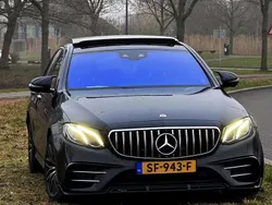 Zwart Gebruikt 2016 Mercedes E350 Prestige Sedan | € 17.000