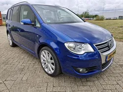 Blauw, metallic lak Gebruikt 2009 VW Touran R MPV | € 8.450 (Eerlijke prijs)