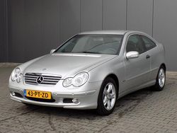 Grijs Gebruikt 2004 Mercedes C180 Coupé | € 4.700 (Eerlijke prijs)