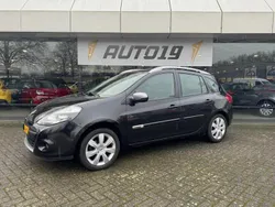 Zwart Gebruikt 2012 Renault Clio GrandTour Night&Day Stationwagen | € 5.919 (Duur)