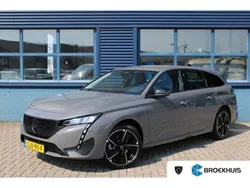 Grijs Gebruikt 2024 Peugeot e-308 SW Style Stationwagen | € 29.900 (Iets duurder)