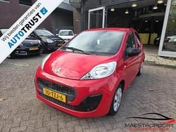 Rood Gebruikt 2012 Peugeot 107 Access Hatchback | € 3.450 (Eerlijke prijs)