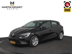 Zwart Gebruikt 2022 Renault Clio V Zen Hatchback | € 12.999 (Goede deal)