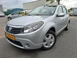 Grijs Gebruikt 2011 Dacia Sandero Hatchback | € 2.750 (Eerlijke prijs)