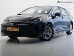 Zwart Gebruikt 2022 Toyota Corolla Active Stationwagen | € 20.445 (Goede deal)