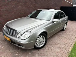 Grijs, metallic lak Gebruikt 2005 Mercedes E320 Elegance Sedan | € 6.750 (Super prijs)