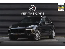 Zwart Gebruikt 2016 Porsche Cayenne SUV | € 35.950 (Eerlijke prijs)