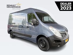 Grijsblauw j47 Gebruikt 2017 Renault Master Van | € 12.900 (Goede deal)