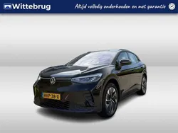 Zwart Gebruikt 2022 VW ID.4 Pro SUV | € 29.450 (Goede deal)
