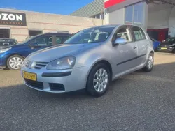 Grijs Gebruikt 2004 VW Golf IV Comfortline Hatchback | € 1.749 (Eerlijke prijs)