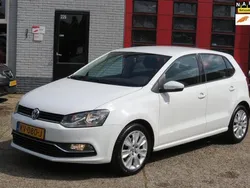 Wit Gebruikt 2016 VW Polo Comfortline Hatchback | € 4.799 (Eerlijke prijs)