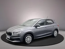 Grijs Gebruikt 2024 Skoda Fabia Ambition Hatchback | € 18.500 (Eerlijke prijs)