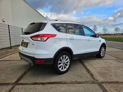 Wit Gebruikt 2015 Ford Kuga Titanium SUV | € 15.500 (Iets duurder)
