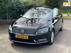 Zwart Gebruikt 2012 VW Passat Comfortline Sedan | € 7.250 (Eerlijke prijs)
