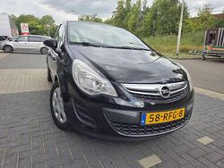 Gebruikt 2011 Opel Corsa Satellite Sedan | € 3.500 (Eerlijke prijs)
