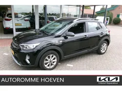 Zwart Gebruikt 2021 Kia Stonic 2 SUV | € 17.440 (Goede deal)