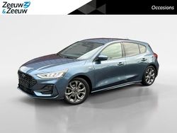 Chrome blue Gebruikt 2023 Ford Focus ST-Line Hatchback | € 19.440 (Eerlijke prijs)
