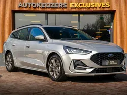 , metallic lak Gebruikt 2023 Ford Focus ST-Line Stationwagen | € 23.450 (Super prijs)