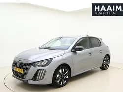 Grijs Gebruikt 2024 Peugeot 208 Allure Hatchback | € 23.645 (Eerlijke prijs)