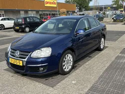 Blauw Gebruikt 2010 VW Jetta Comfortline Sedan | € 4.999 (Duur)
